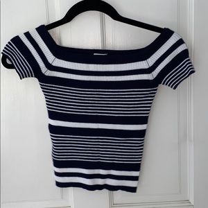 Off the shoulder semi-cropped top